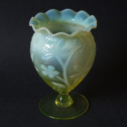Richardson & Sons Victorian Vaseline Uranium Glass Vase