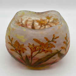 Daum Nancy Cameo and Enamelled Glass Round and Quatrefoil Rim Vase
