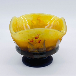 Daum Nancy Cameo and Enamelled Small Coupe Decorated with Crocosmia