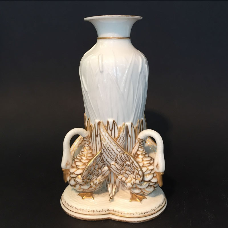 Royal Worcester Porcelain Swan Vase