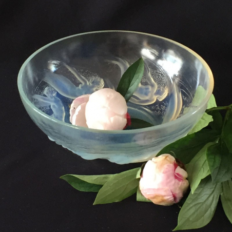 Rene Lalique Opalescent Glass Ondines Bowl