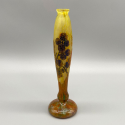 Daum Nancy Cameo, enamelled and vitrified glass Berry vase