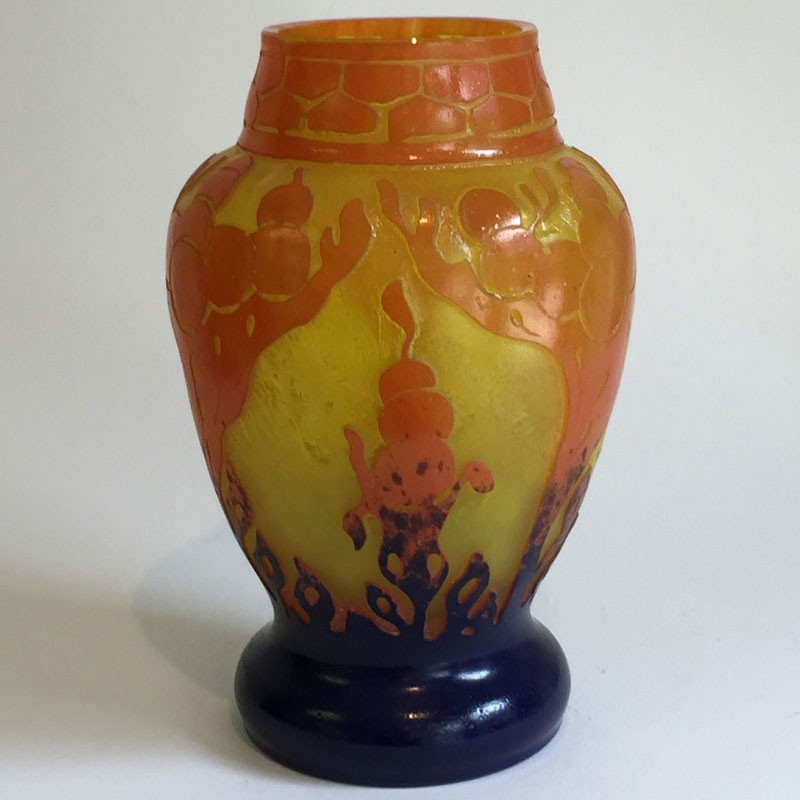 Art Deco Schneider Le Verre Francais cameo glass vase