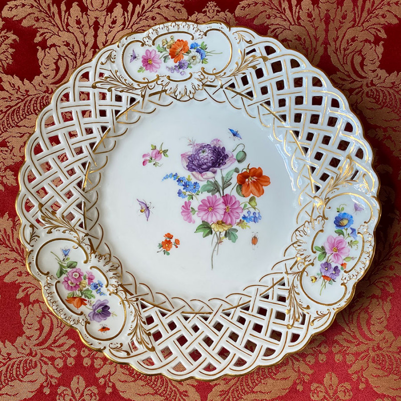 Meissen Porcelain Set of Six Dessert Plates, Reticulated Rim 