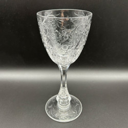 Single Tuda Sturbridge Very Fine  Intaglio Cut Wine Glass