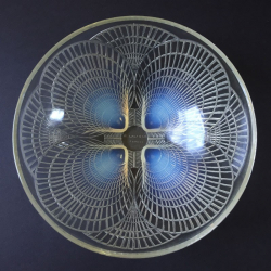 Rene Lalique Opalescent Glass Coquilles Bowl No1