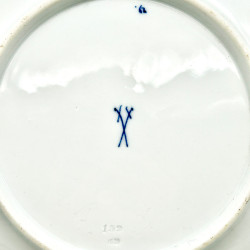 Meissen Porcelain Cabinet Plate, Hand painted Bouquet in the Middle, Scattered Flowers in Each Windows