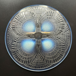 A Pair Rene Lalique Clear and Opalescent Glass Coquilles Plates No 4