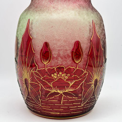 Art Nouveau a Pair of Baccarat Cameo Uranium Glass Vases Decorated with Water Lily