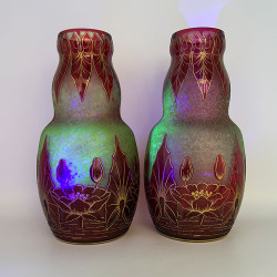 Art Nouveau a Pair of Baccarat Cameo Uranium Glass Vases Decorated with Water Lily