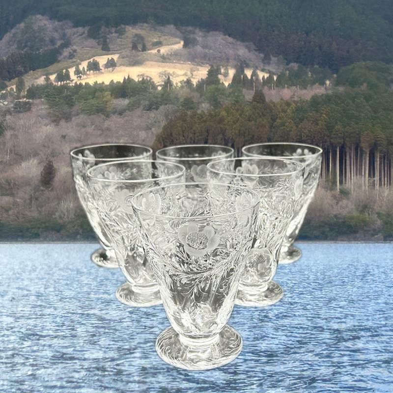 Thomas Webb set of Glass Tumblers Intaglio Cut with Floral Pattern