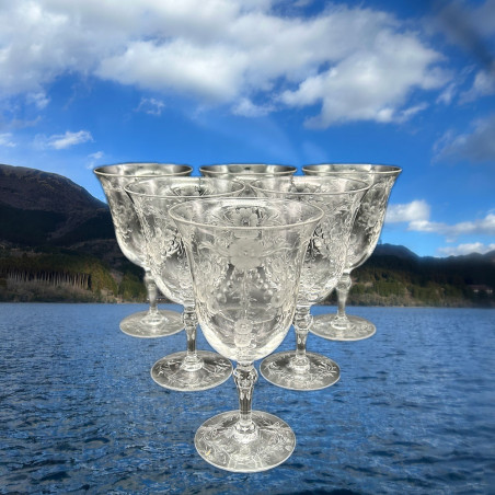 Stevens & Williams Set of Six Wine Glasses Intaglio Cut with Floral Motif