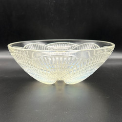 Rene Lalique Clear and Opalescent Glass Coquilles Bowl, No1