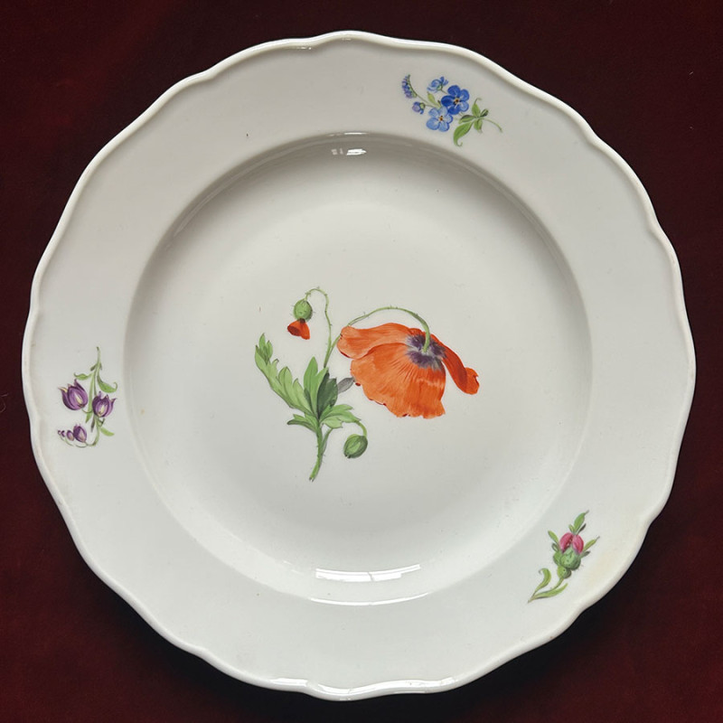 Meissen Porcelain Set of Six Dinner Plates Hand Painted Flowers