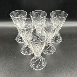 French Clichy Set of Six Wine Glasses Engraved with Plant and a Dragonfly